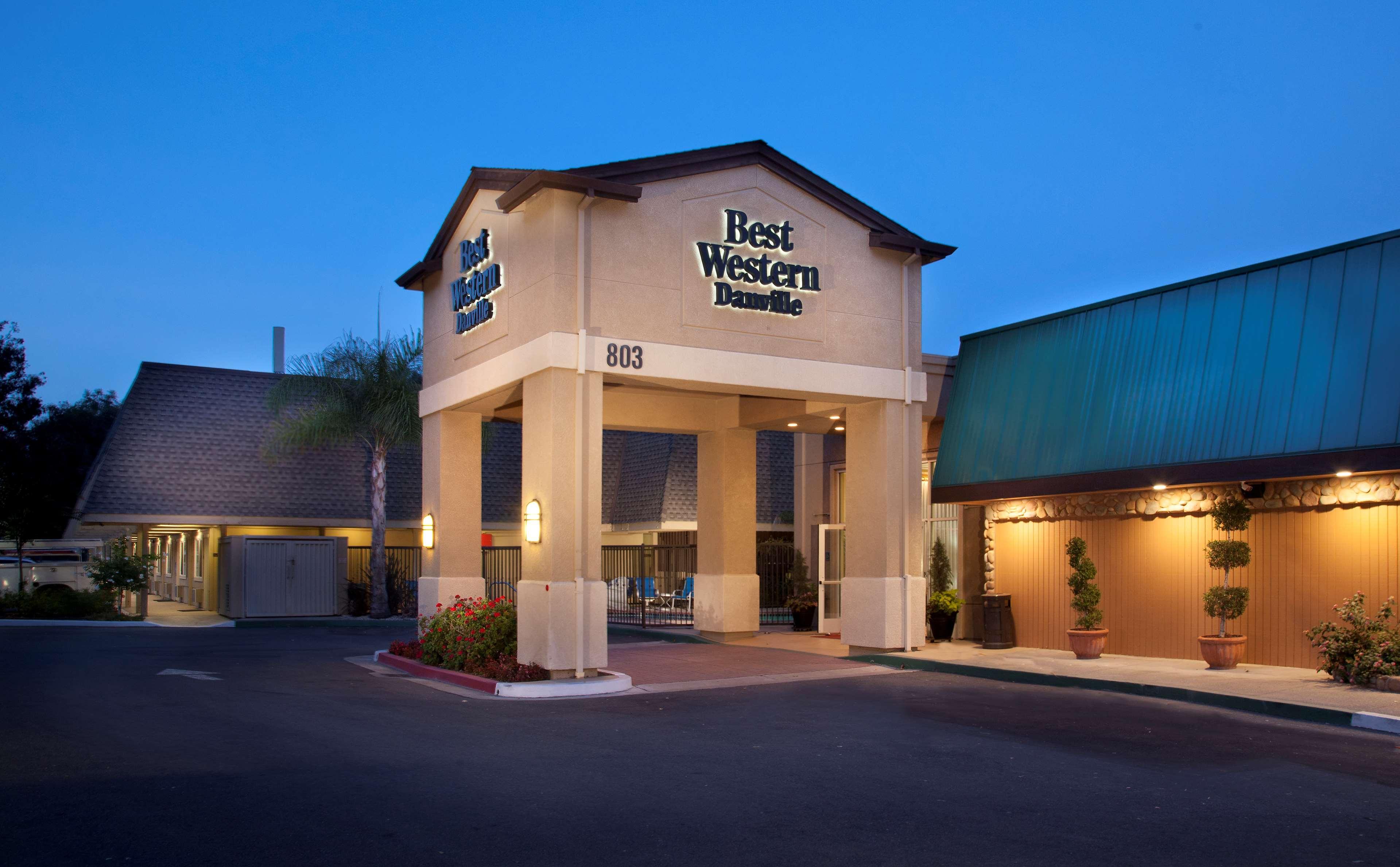 Best Western Danville Sycamore Inn Екстериор снимка