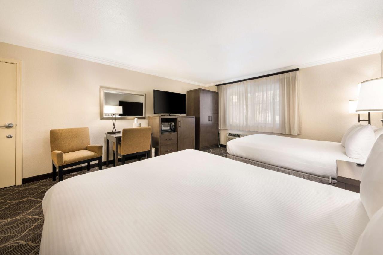 Best Western Danville Sycamore Inn Екстериор снимка