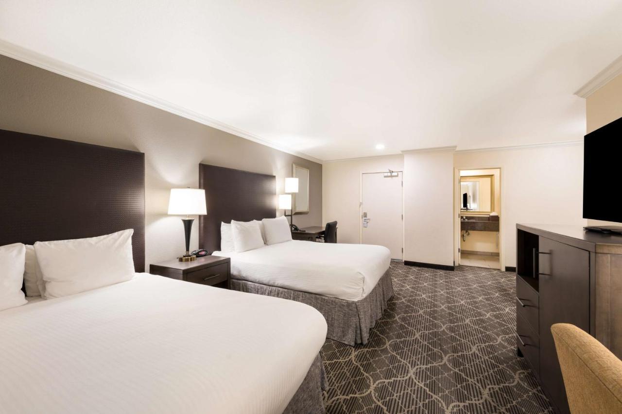 Best Western Danville Sycamore Inn Екстериор снимка