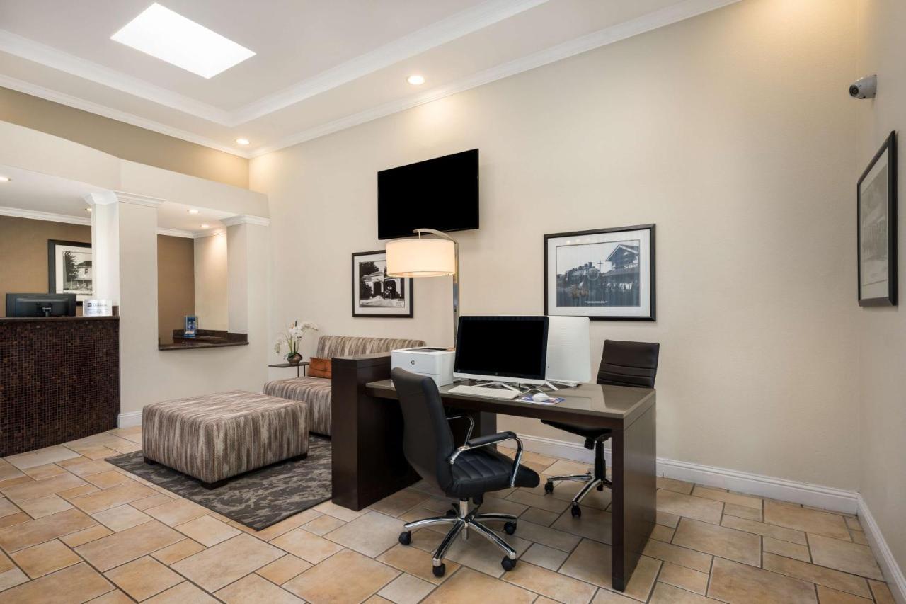 Best Western Danville Sycamore Inn Екстериор снимка