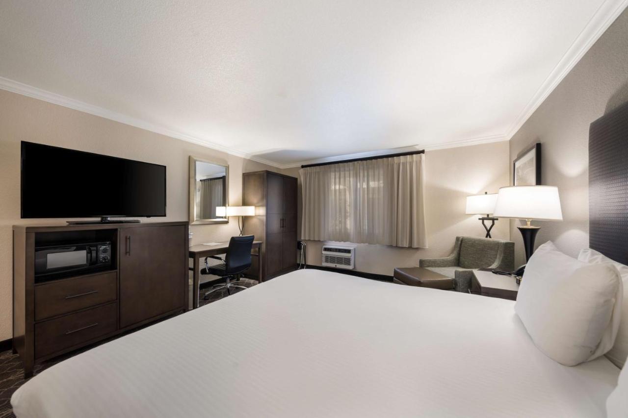 Best Western Danville Sycamore Inn Екстериор снимка